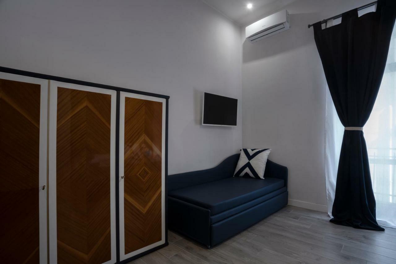 Sant'Alfonso Bed And Breakfast Napoli エクステリア 写真